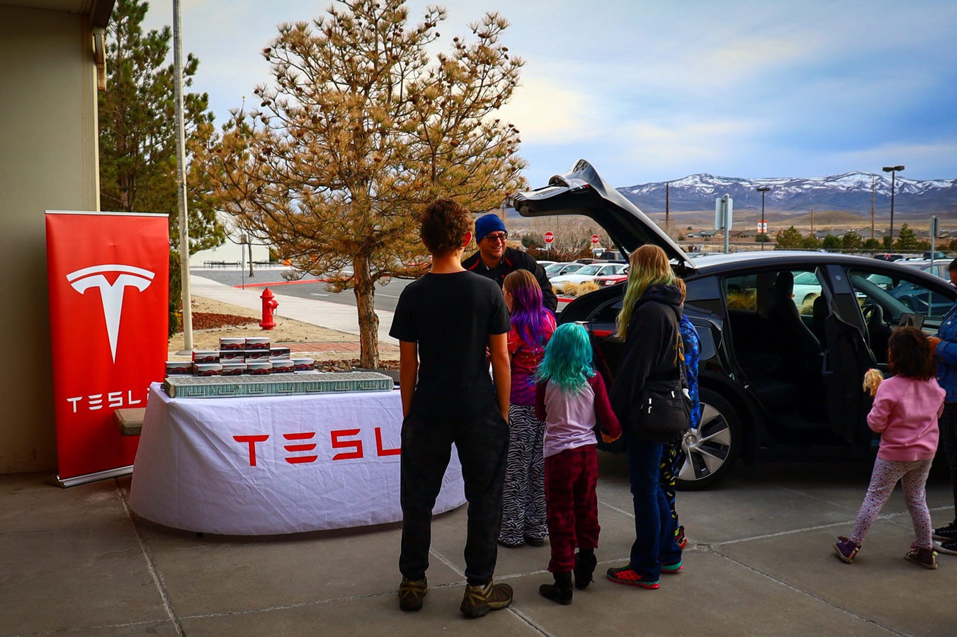 My colleague and buddy, Adam, talking to a group of students about Tesla at the 9th Annual Fernley STEM Festival (Nevada, March 3, 2022)